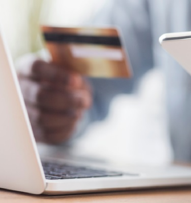 Notre Approche : Stratégie Omnicanale et Expérience Client Unifiée avec IkonoKlass Retail